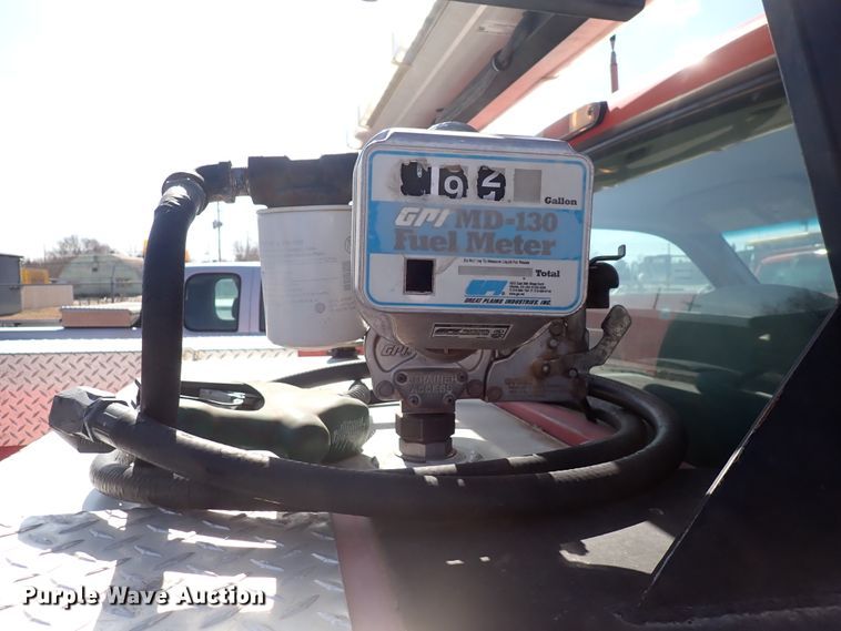 image for item DI1809 2006 Ford F250 Super Duty  utility bed pickup truck