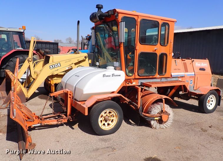 image for item DI1810 2004 Broce RJ-350  broom