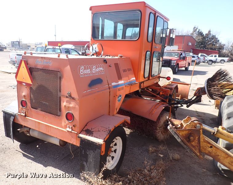 image for item DI1810 2004 Broce RJ-350  broom