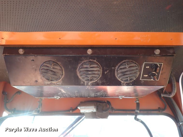 image for item DI1810 2004 Broce RJ-350  broom