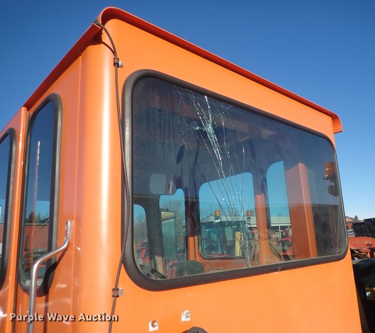 image for item DI1810 2004 Broce RJ-350  broom