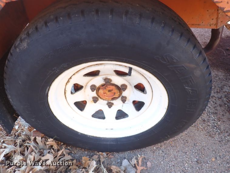 image for item DI1810 2004 Broce RJ-350  broom