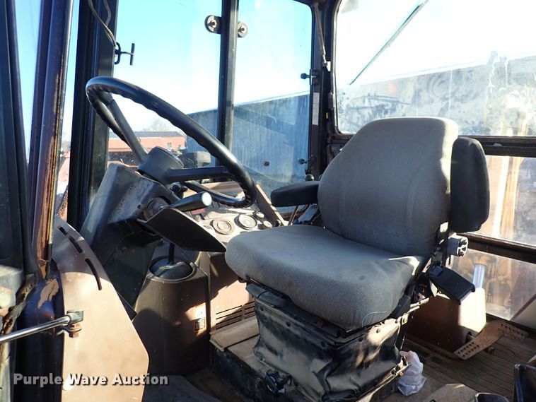 image for item DI1811 1997 John Deere 310E  backhoe