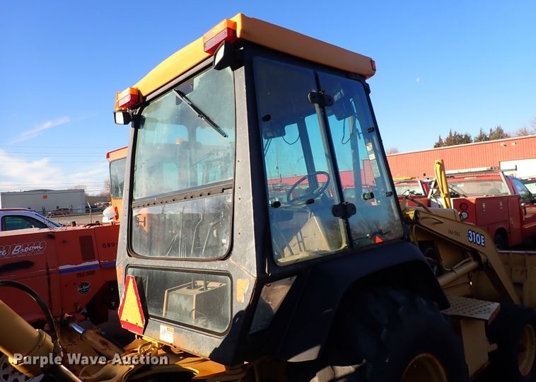 image for item DI1811 1997 John Deere 310E  backhoe