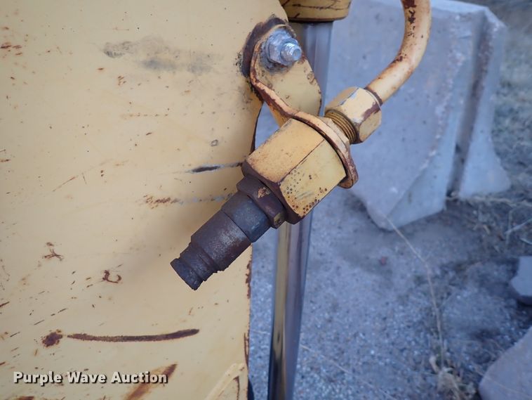 image for item DI1811 1997 John Deere 310E  backhoe