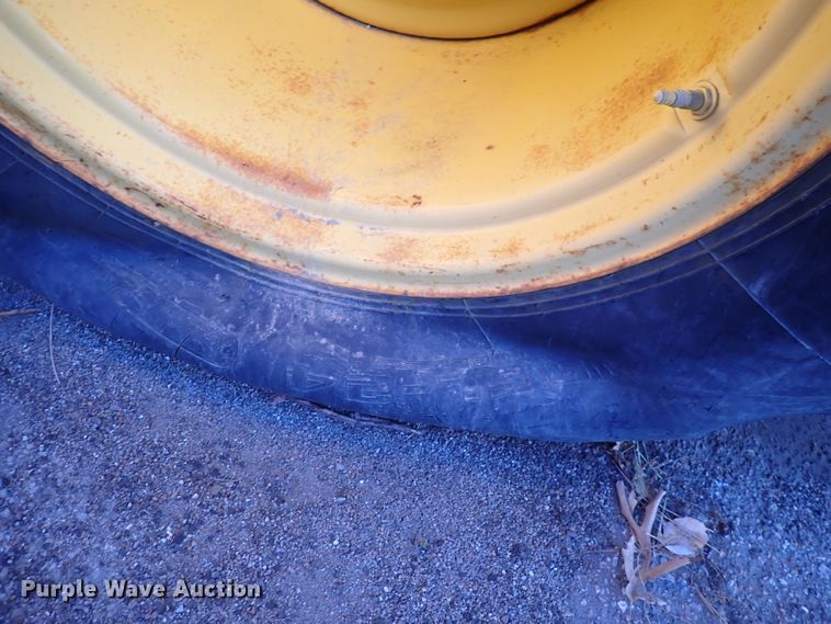 image for item DI1811 1997 John Deere 310E  backhoe