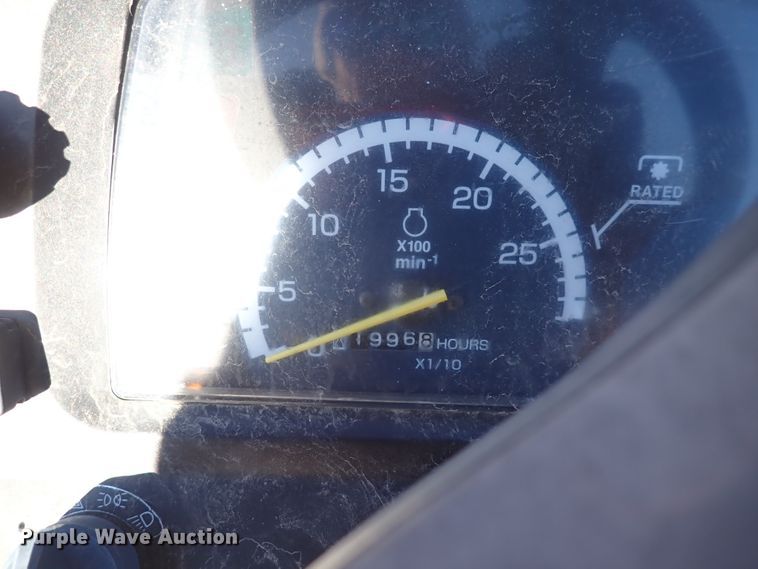 image for item DI1814 2009 John Deere 2520  MFWD tractor