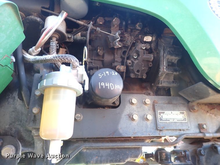 image for item DI1814 2009 John Deere 2520  MFWD tractor