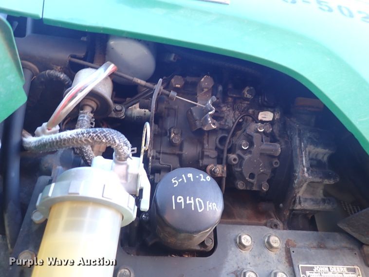 image for item DI1814 2009 John Deere 2520  MFWD tractor