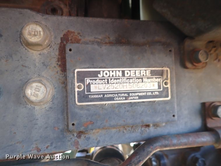 image for item DI1814 2009 John Deere 2520  MFWD tractor