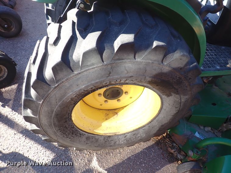 image for item DI1814 2009 John Deere 2520  MFWD tractor