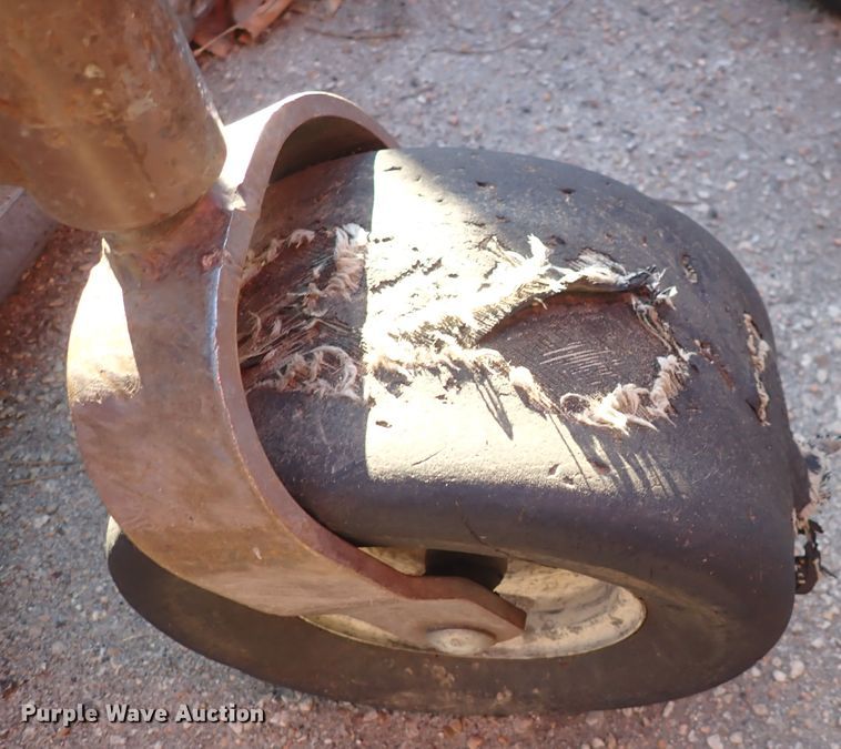 image for item DI1816 2013 Grasshopper 930D  ZTR lawn mower