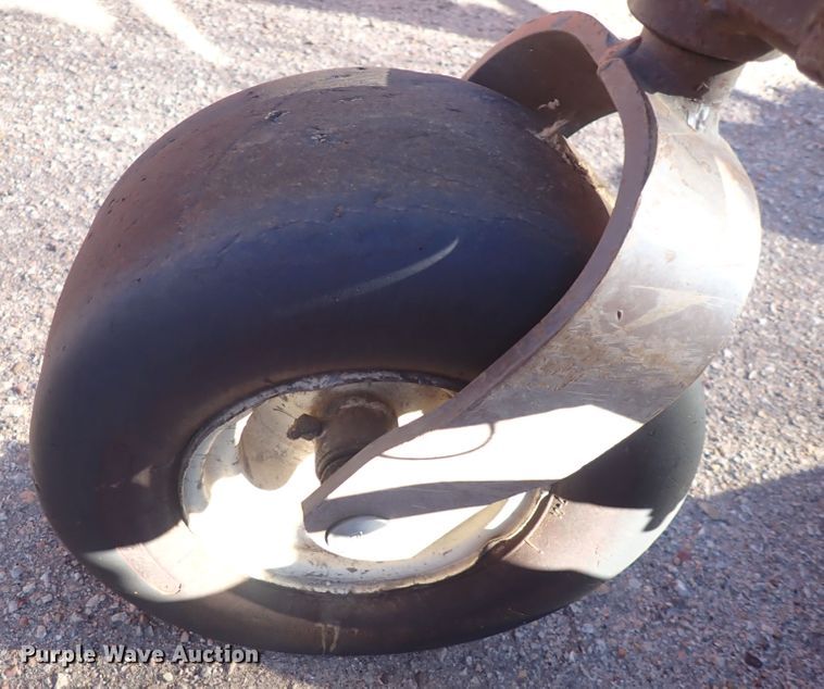 image for item DI1816 2013 Grasshopper 930D  ZTR lawn mower