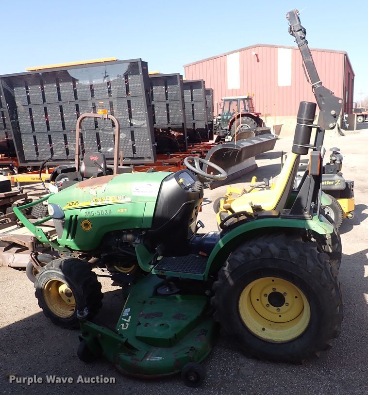 image for item DI1817 2009 John Deere 2520  MFWD tractor