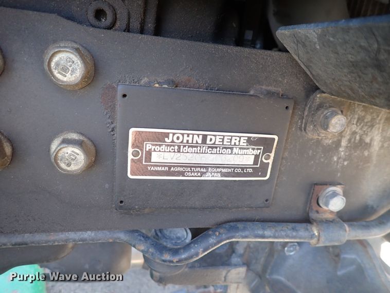 image for item DI1817 2009 John Deere 2520  MFWD tractor