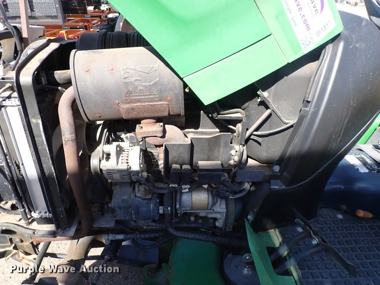 image for item DI1817 2009 John Deere 2520  MFWD tractor