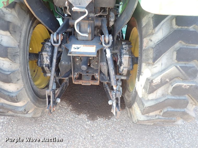 image for item DI1817 2009 John Deere 2520  MFWD tractor