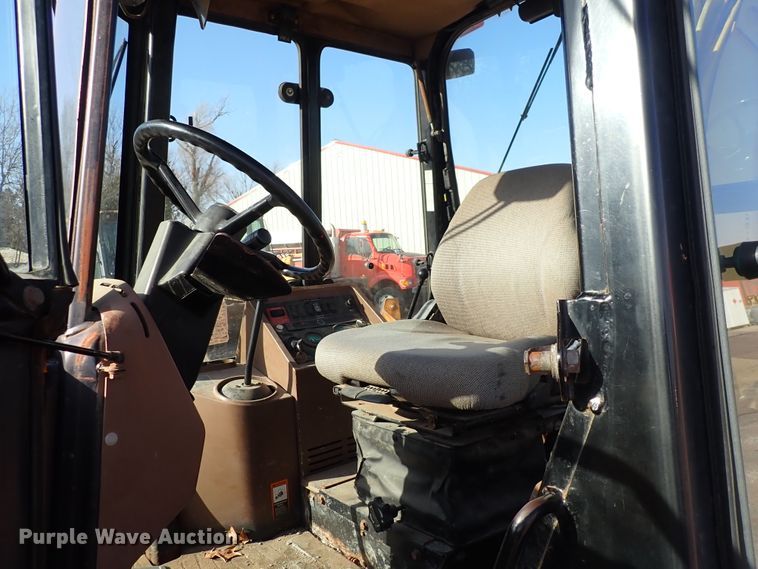 image for item DI1825 1998 John Deere 310E  backhoe