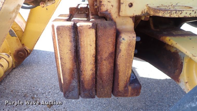 image for item DI1825 1998 John Deere 310E  backhoe