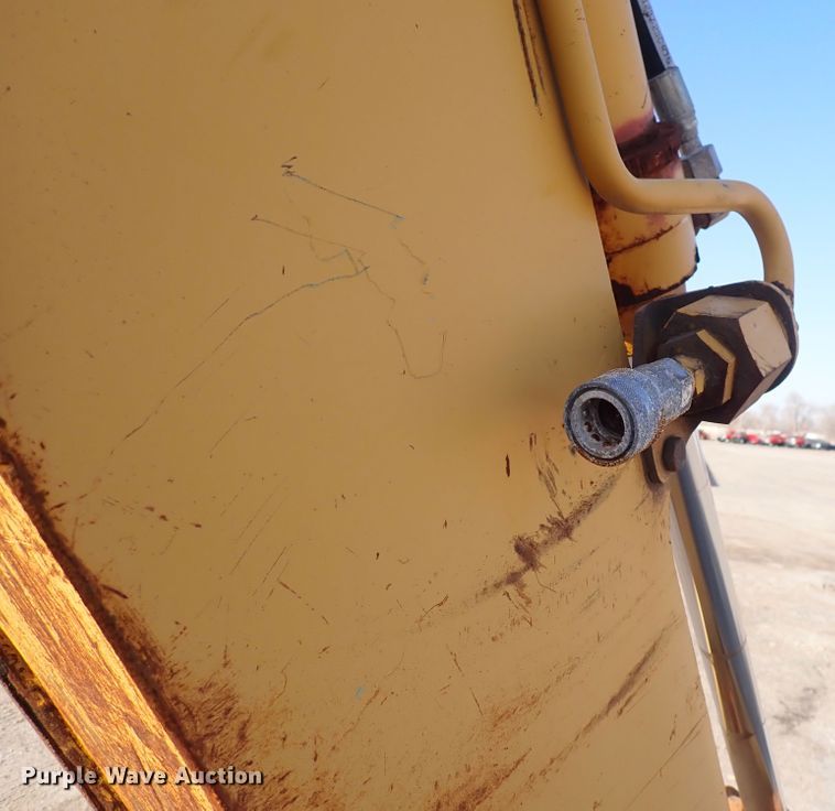 image for item DI1825 1998 John Deere 310E  backhoe