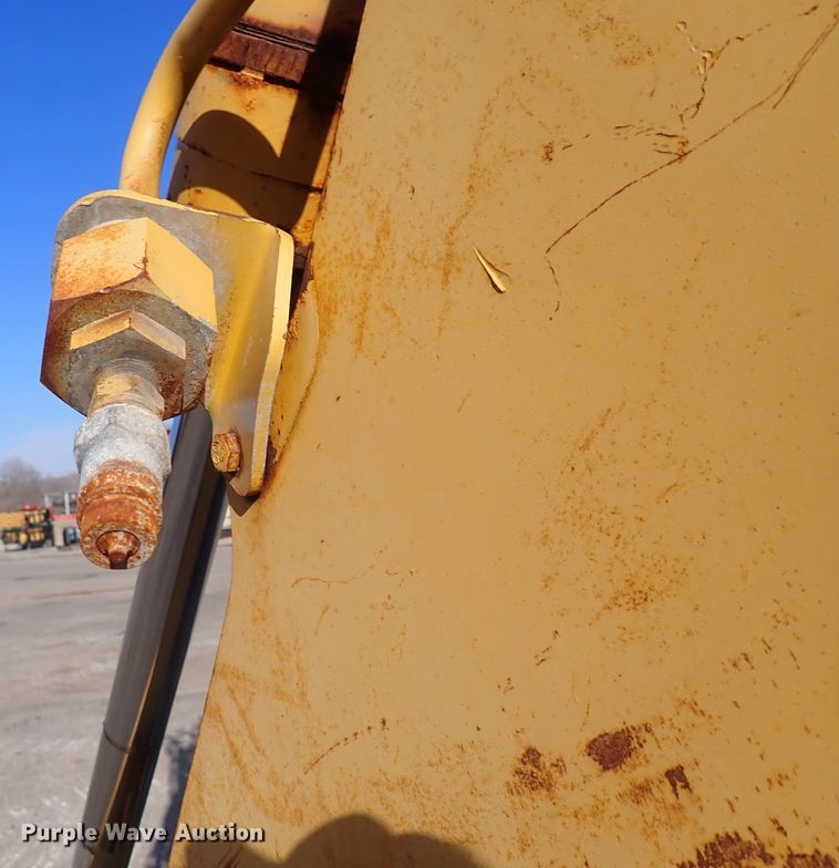 image for item DI1825 1998 John Deere 310E  backhoe