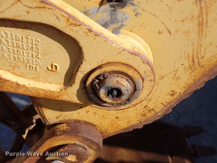 image for item DI1825 1998 John Deere 310E  backhoe