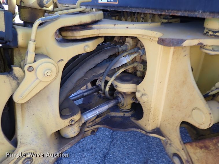 image for item DI1825 1998 John Deere 310E  backhoe