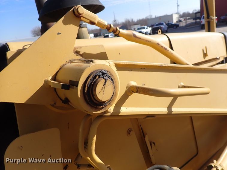 image for item DI1825 1998 John Deere 310E  backhoe