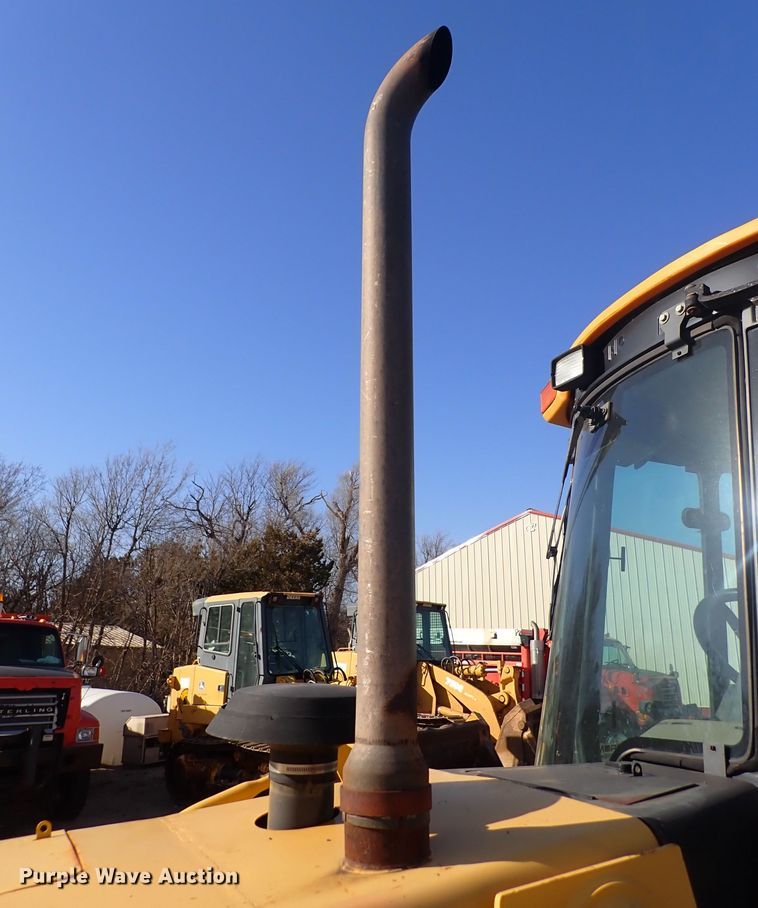 image for item DI1825 1998 John Deere 310E  backhoe