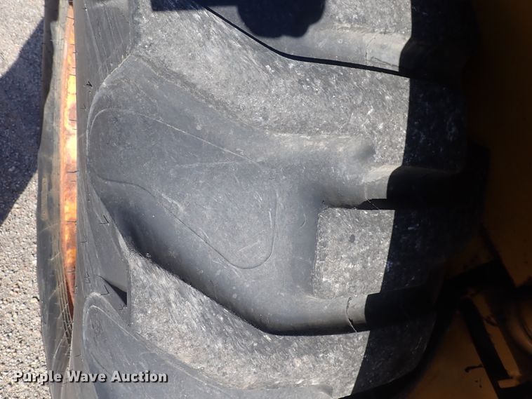 image for item DI1825 1998 John Deere 310E  backhoe