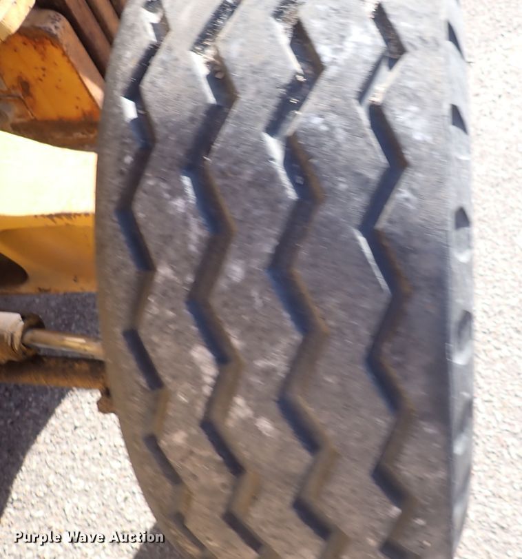 image for item DI1825 1998 John Deere 310E  backhoe