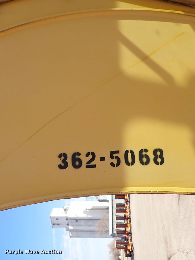 image for item DI1825 1998 John Deere 310E  backhoe