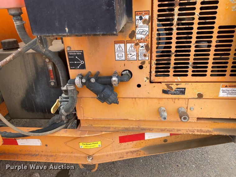 image for item DM8303 2012 Ring-o-matic 850  vacuum excavator