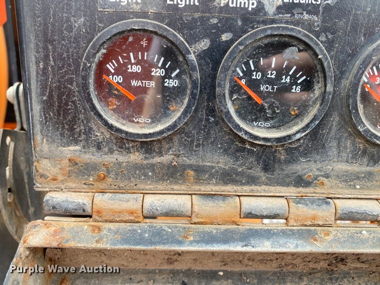 image for item DM8303 2012 Ring-o-matic 850  vacuum excavator