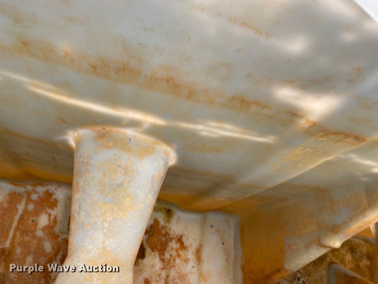 image for item DM8303 2012 Ring-o-matic 850  vacuum excavator