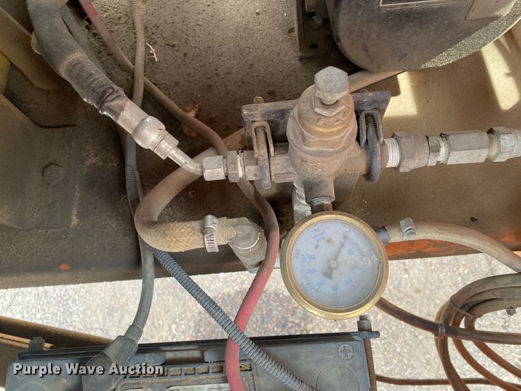 image for item DM8303 2012 Ring-o-matic 850  vacuum excavator