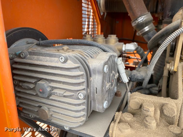 image for item DM8303 2012 Ring-o-matic 850  vacuum excavator