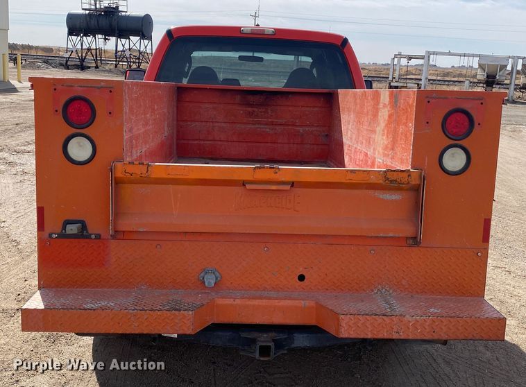 image for item DM8304 2009 Ford F250 Super Duty  Crew Cab utility bed pickup truck