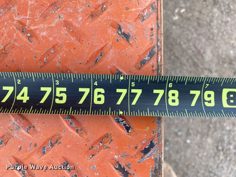 image for item DM8304 2009 Ford F250 Super Duty  Crew Cab utility bed pickup truck