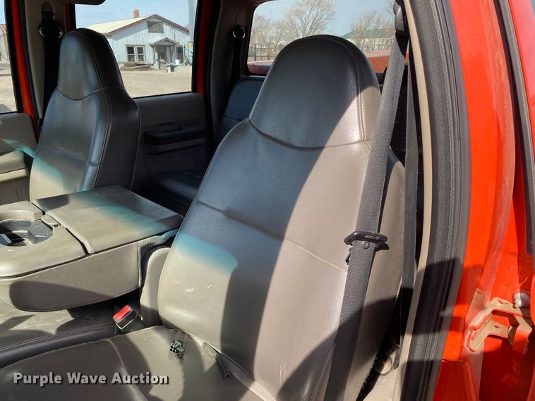 image for item DM8304 2009 Ford F250 Super Duty  Crew Cab utility bed pickup truck