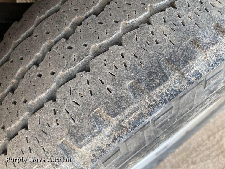 image for item DM8304 2009 Ford F250 Super Duty  Crew Cab utility bed pickup truck