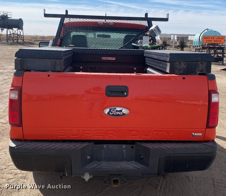 image for item DM8305 2011 Ford F250 Super Duty  pickup truck