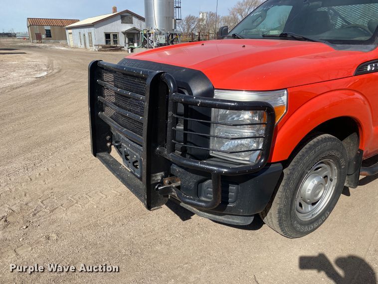 image for item DM8305 2011 Ford F250 Super Duty  pickup truck