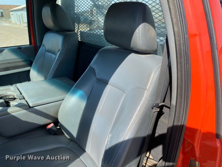 image for item DM8305 2011 Ford F250 Super Duty  pickup truck