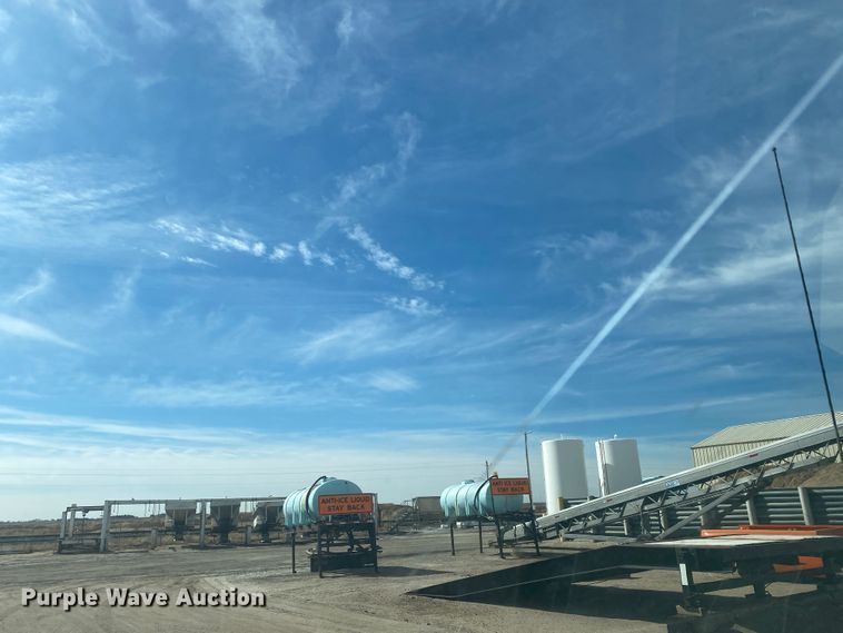 image for item DM8305 2011 Ford F250 Super Duty  pickup truck