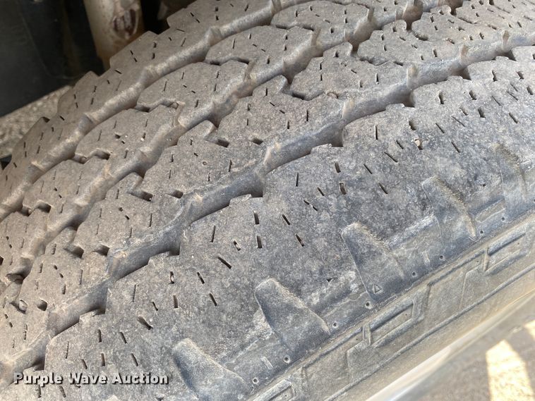 image for item DM8305 2011 Ford F250 Super Duty  pickup truck