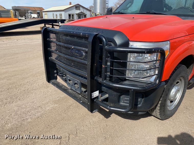 image for item DM8306 2011 Ford F250 Super Duty  pickup truck