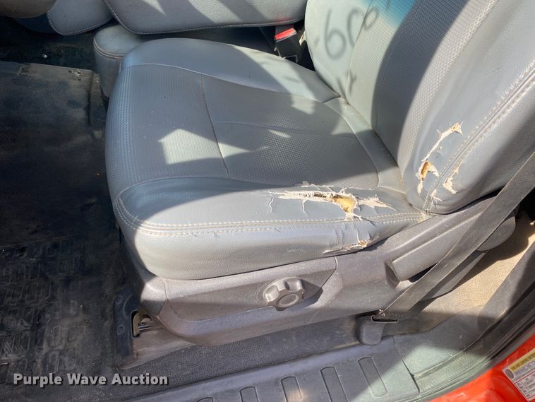 image for item DM8306 2011 Ford F250 Super Duty  pickup truck