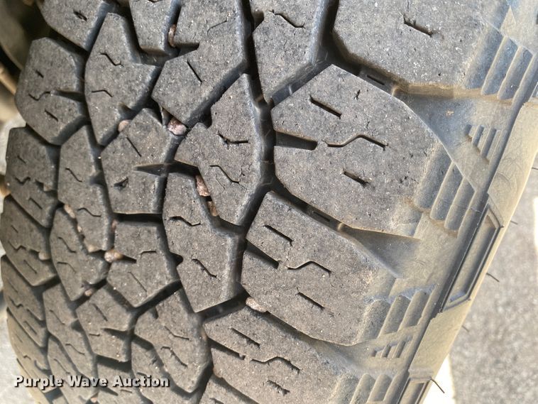 image for item DM8306 2011 Ford F250 Super Duty  pickup truck