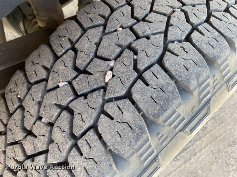 image for item DM8306 2011 Ford F250 Super Duty  pickup truck